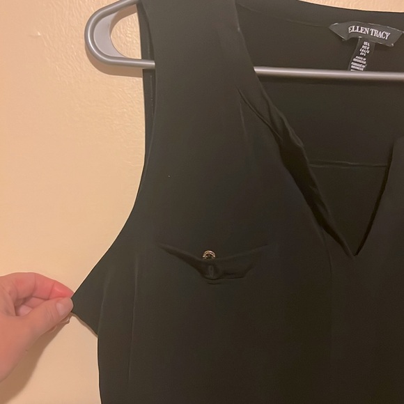 L Ellen Tracy Women Summer TankTops V Neck Sleeveless Shirt Loose Fit Casual Top - Picture 6 of 14